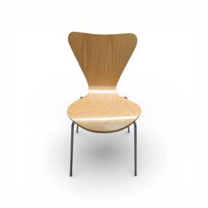 lot 10 image: Set of 6 ROOM AND BOARD Chairs Retails new for $2400