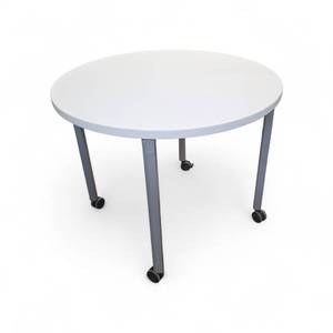 lot 113 image: Round Table on Wheels 36x29