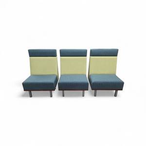 lot 16 image: Jasper 3pc. Modular Seating