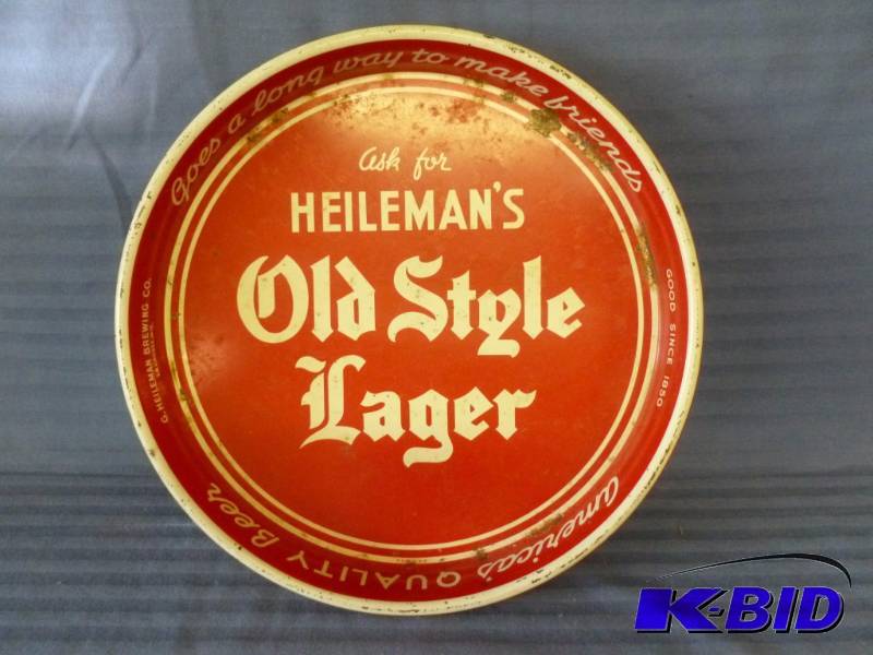 lot 17 image: Vintage Old Style
