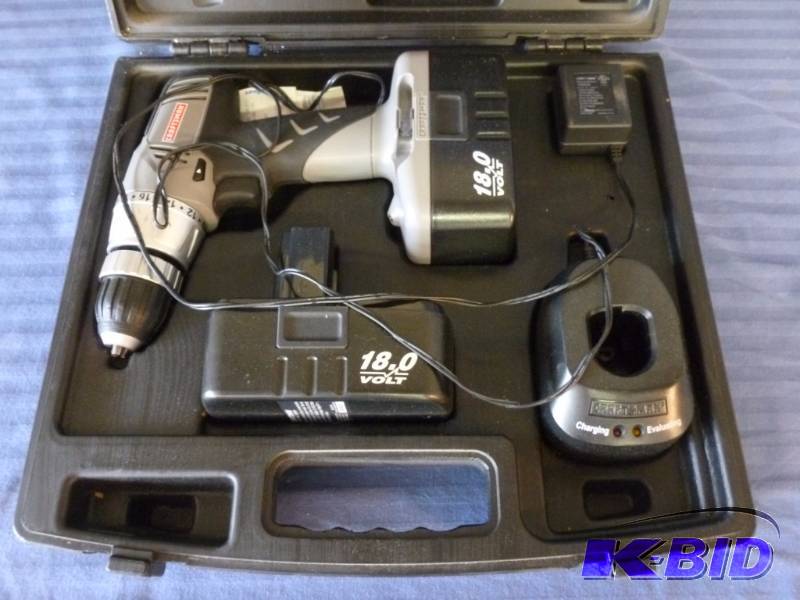 lot 20 image: Craftsman 18v Drill