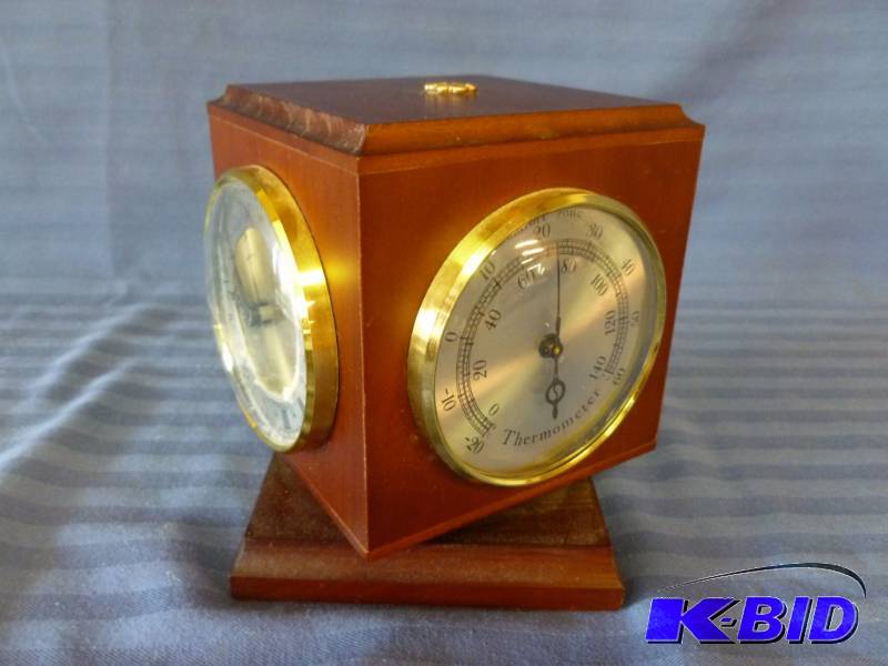 lot 45 image: Balfour Desk Top Weather Dial