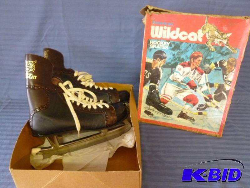lot 63 image: Vintage Hockey Skates