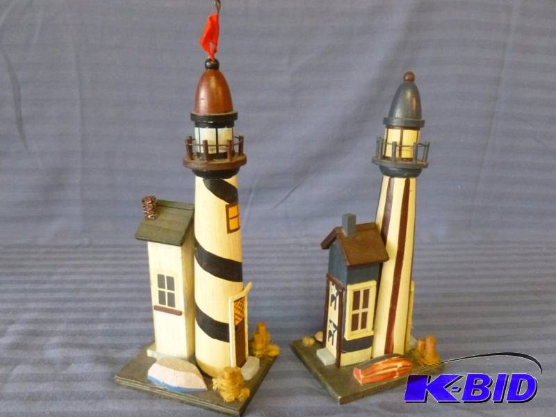 lot 70 image: Lighthouse Decorations