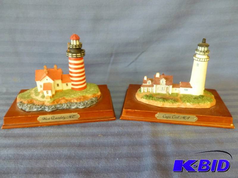 lot 71 image: Lighthouse Decorations