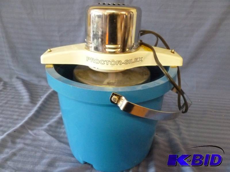 lot 127 image: Ice Cream Maker