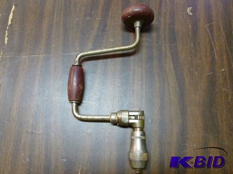 lot 157 image: Hand Speed Drill