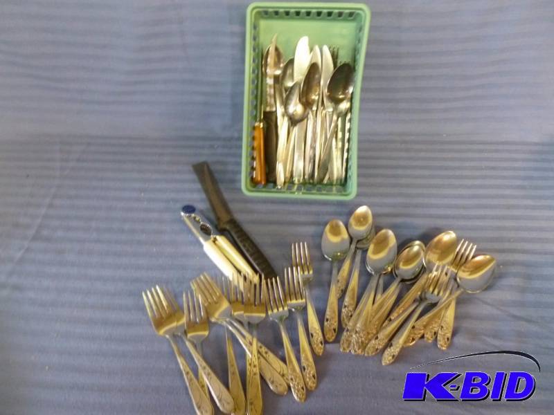 lot 223 image: Kitchen