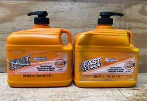 lot 119 image: Fast Orange Hand Cleaner lot of 2