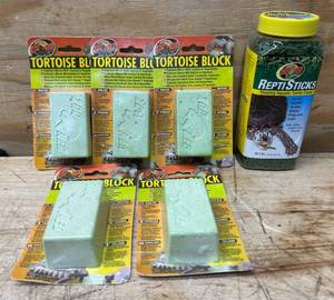 lot 212 image: Turtle Food lot of 6