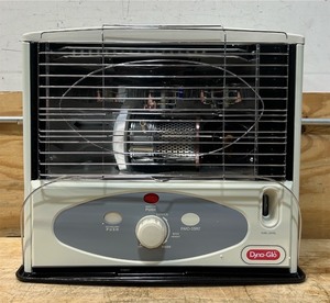 lot 46 image: Dyna-Glo Indoor Kerosene Radiant Heater, 10,000 BTU, 500 Sq. Ft. Heating Capacity, Model# RMC-55R7 #52621 Msrp $169.99