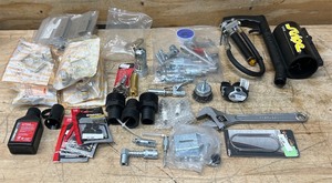 lot 345 image: Random lot of 40 items