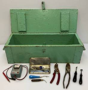 lot 137 image: Primitive Wooden Tool Box With Some Old Tools