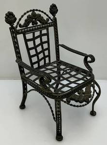 lot 164 image: Vintage Wrought Iron Doll Chair 9 x 9 x 14