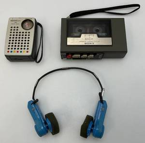 lot 173 image: Vintage Sony Cassette-Corder TCM-131, Electro Brand AM Solid State Radio & Toshiba AMFM Headphones
