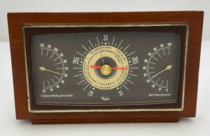 lot 180 image: Vintage TAYLOR Instruments Genuine Mahogany Weather Station Temperature Humidity
