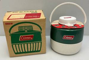 lot 183 image: NEW OLD STOCK Vintage Coleman Green Jug In Original Box