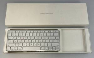 lot 199 image: APPLE Keyboard New In Box