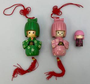 lot 204 image: Vintage Misc. Wooden Kimono Dolls And Kimmidoll (Chou)