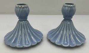 lot 208 image: Vintage Pair Of Weller Pottery Lavonia Candlestick Holders