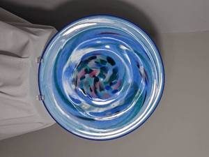 lot 251 image: Studio Art Glass Center Bowl