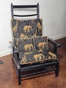 lot 99 image: Vintage Morris Chair with Safari Cushion