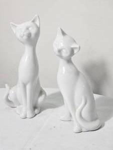lot 269 image: Vintage Otagiri Mid Century Modern Cat Figurines