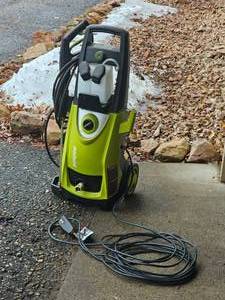 lot 202 image: Sun Joe SPX3000 Pressure Washer