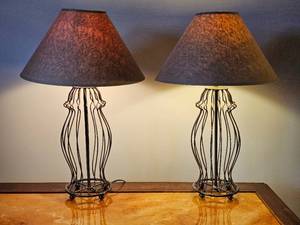 lot 283 image: Wire Silhouette Jar Lamp Pair