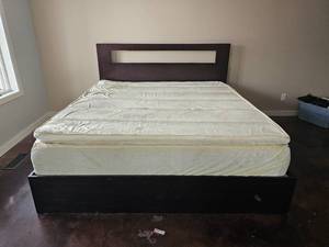 lot 88 image: Modern King Size Trundle Storage Bed Frame