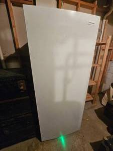 lot 209 image: Frigidaire Upright Freezer Model FFFU16F2VW