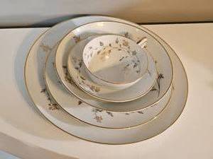 lot 220 image: Noritake Andrea Pattern China Set