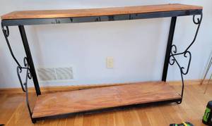 lot 344 image: Black Iron Aquarium Stand