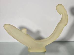 lot 52C image: Sculptural Frosted Glass Abstract Figural Art Object