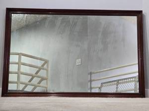 lot 181 image: Large Traditional Cherry Framed Wall Mirror