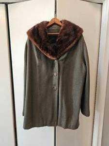 lot 242 image: Moss Green Wool Jacket Mink Fur Lined