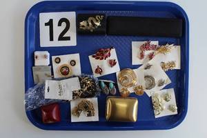Lot of Miscellaneous Costume Jewelry