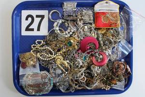 Lot of Miscellaneous Costume Jewelry