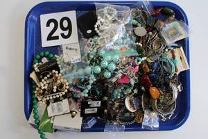 Lot of Miscellaneous Costume Jewelry