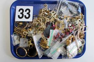 Lot of Miscellaneous Costume Jewelry