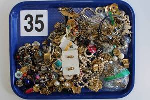 Lot of Miscellaneous Costume Jewelry