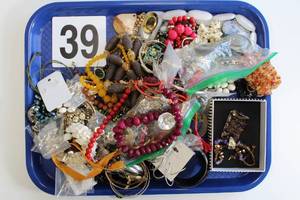 Lot of Miscellaneous Costume Jewelry