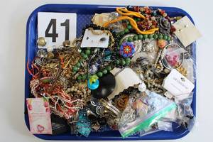Lot of Miscellaneous Costume Jewelry