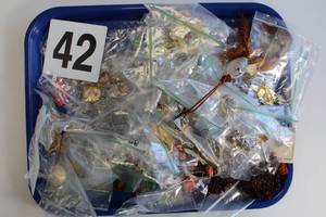 Lot of Miscellaneous Costume Jewelry
