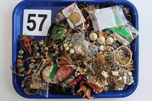 Lot of Miscellaneous Costume Jewelry