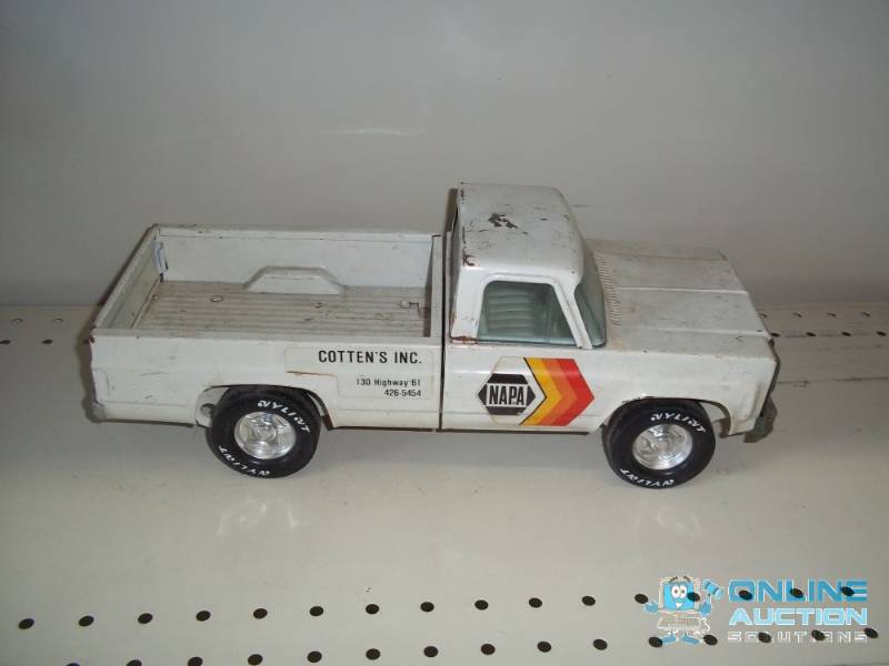 lot 20 image: Napa Toy truck