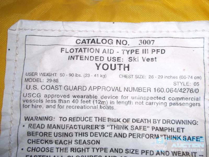 lot 30 image: Youth stearns life jacket