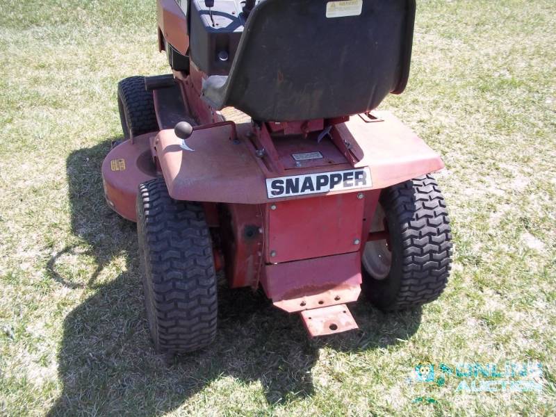 Snapper LT12 riding mower Advanced Sales Consignment Auction 110 KBID