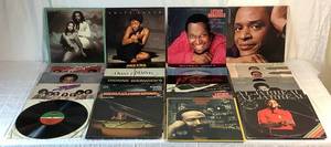 lot 40 image: Vinyl RecordsLPs Bundle - R & B, Easy Listening, Jazz and Pop