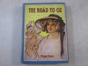 lot 31 image: (BSB) Vintage The Road to Oz Book...